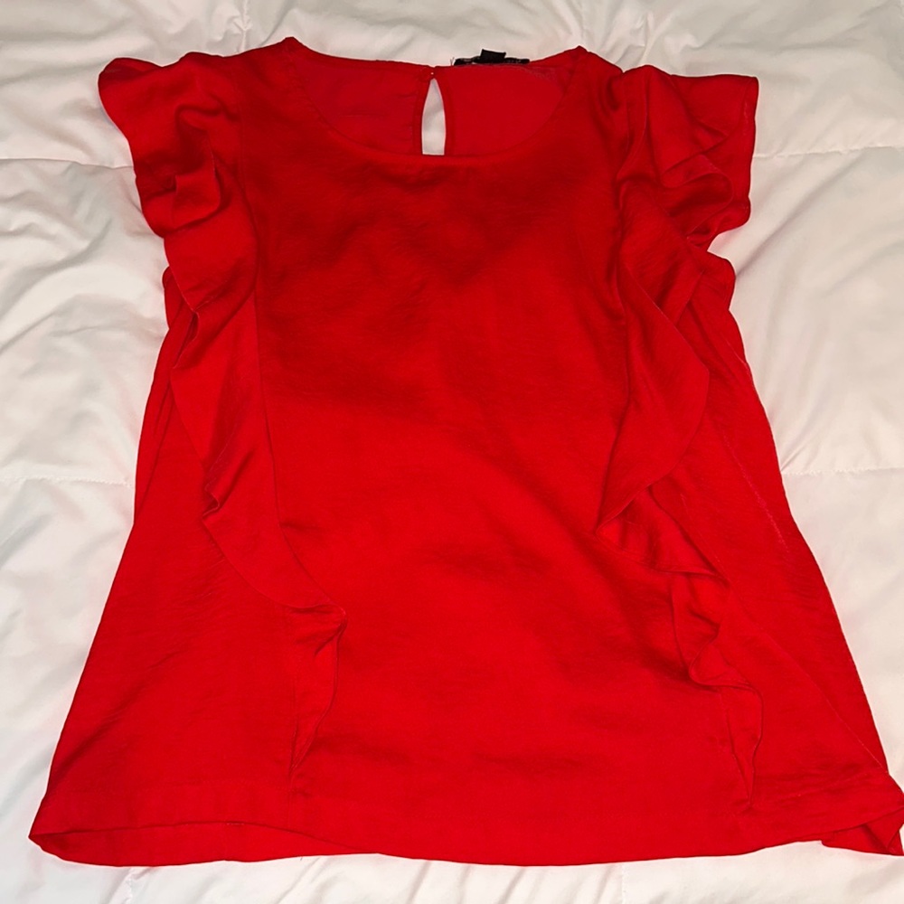 Harlow and graham red top